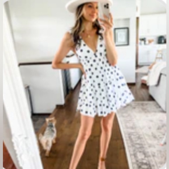 ❌SOLD❌ Piper Mini Dress - Picture 1 of 5